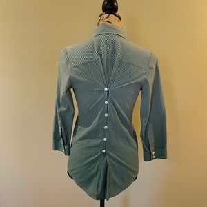 Elizabeth and James Green Ombré Button Front Back